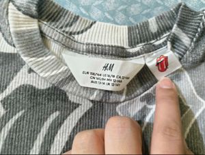 H&amp;M Crop Top