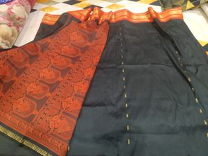 BLACK BEWITCHING SILKSAREE WITH GERUA CRAFT PALLU