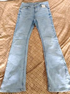 Light Wash Flared Jeans And Straight Fit