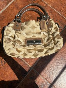 🔔PRICE DROP COACH-KRISTIN OP ART SATEEN SATCHEL