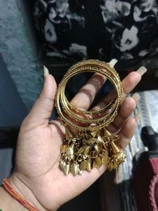 4 Set Of Bangles