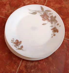 Dinner Plates And Cups