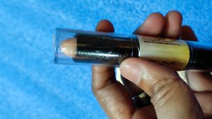 Highlighter ➕Contour Stick ❤🥳