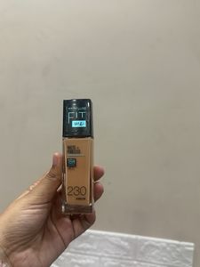 Maybelline Fit Me Foundation