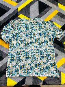 Floral Print Puff Sleeve Top