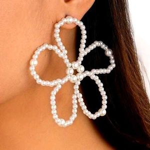 Beaded Earrings 🌼
