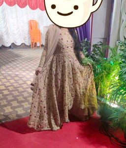 Very beautiful Gown.