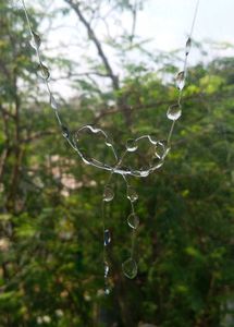 Bow Raindrop Necklace