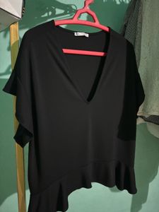 ZARA BLACK TOP