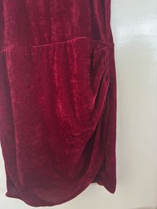 RED VELVET SLIT DRESS