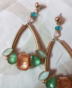 Chic Gold &amp; Gemstone Drop Earrings