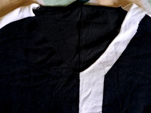 Black Light-weight Wool Top