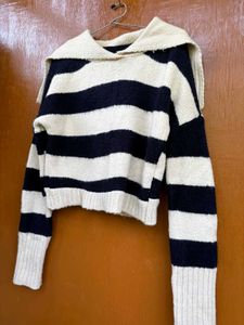 Korean Blue And Beige Sweater