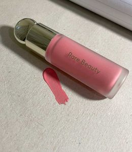 Rare Beauty Blush ( Shade Hope)