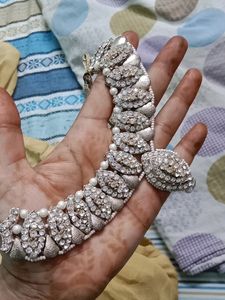white Stone Set Only Tika Or Nackles