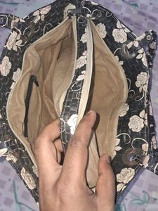 Black White Flora Handbag