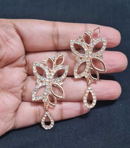 Sparkling Necklace &amp; Earring Set