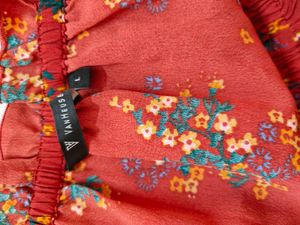 Van Heusen Red Design Top