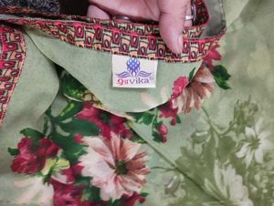Floral Print Saree With Blouse