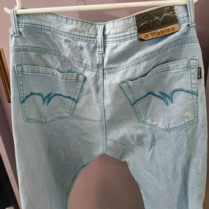 Men Light Wash Denim Jeans