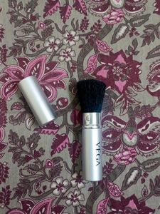 Vega Powder/Blusher Makeup Brush