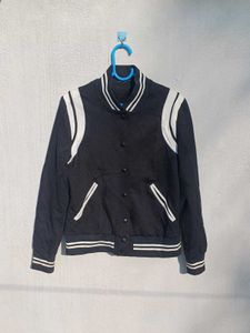 🔥Black &amp; White Varsity Jacket(L-23 b-18)