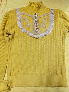 Elegant Ruffled Neck Knit Top