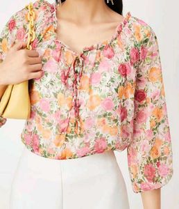 New MAX Floral Top
