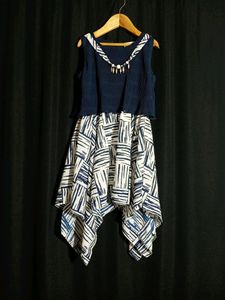 Chic Navy & White Print Dress