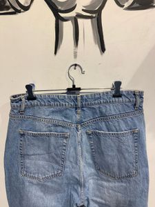 Light Wash Cropped Jeans