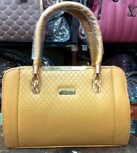 💛Elegant Handbag💛