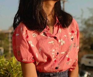 Pink Floral Collar Top With Button
