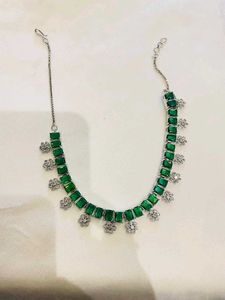 Ad Necklace Set
