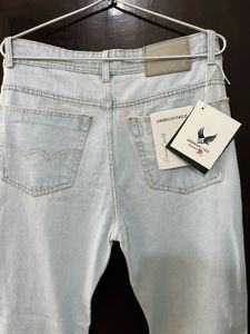 American Eagle Light Wash Flare Jeans‼️