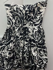 This Is A Balloon Dress Fit For Outing N Vacation