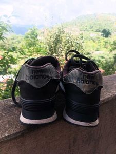 New Balance 574 Classic Shoes