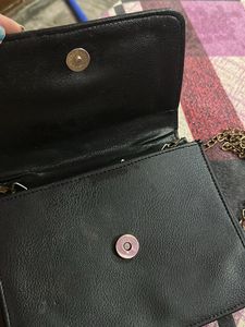 Sling Bag