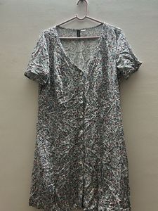 h&m floral V neck back tie dress