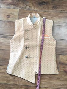 4 Pieces Boys Sherwani