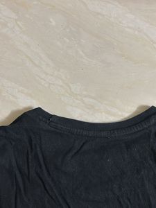 Black Round Neck T Shirt