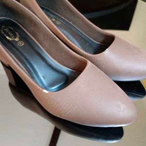 🛍️ Brown Block Heels ⭐⭐⭐
