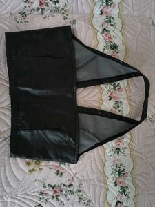 new without  tag ..black Halter Top