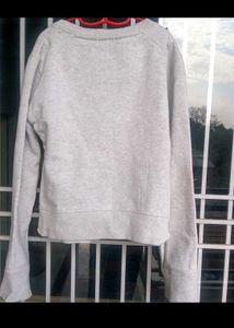 🩶🤍Imported Korean Gray S/M Size  Sweatshirt