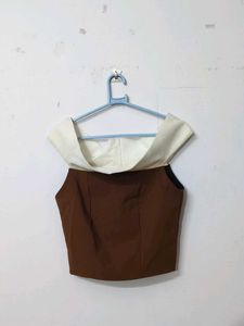 Chic Two-Tone Crop Top