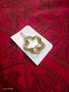 Beautiful Green Colour Korean Clip