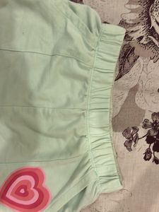 Shorts (waist 22-23)