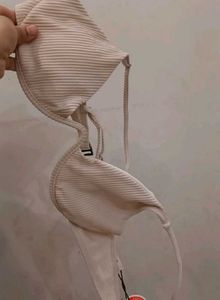 UNDERWIRED PADDED BRA