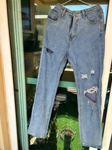 High Waist Ripped Boyfriend Jeans