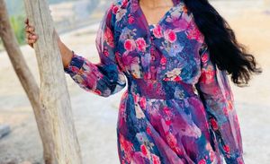 GORGEOUS FLOWERED GOWN
