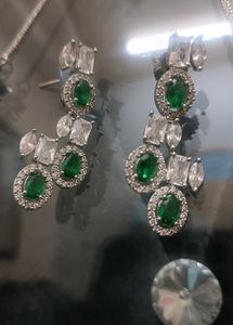 It&#39;s AD Silver Neck Pc With Earrings